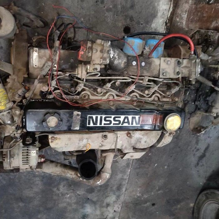 Hot Sale Used TD42 TD42T TD42Ti Diesel Engine Assembly for Nissan Truck and Bus